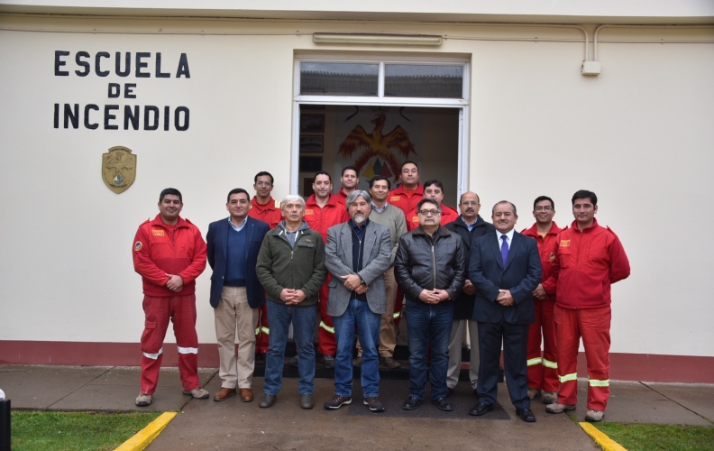 ESCUELA DE INCENDIO DE LA A.P.N. RECIBIÓ A SUS EX INSTRUCTORES. ESCUELA DE INCENDIO DE LA A.P.N. RECIBIÓ A SUS EX INSTRUCTORES.