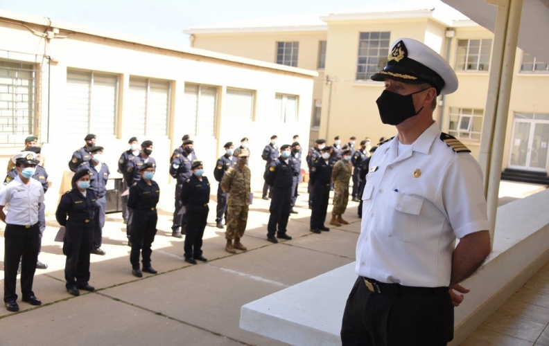 ACADEMIA POLITÉCNICA NAVAL GRADUÓ EL 6° CURSO DE MANDO 2020. ACADEMIA POLITÉCNICA NAVAL GRADUÓ EL 6° CURSO DE MANDO 2020.