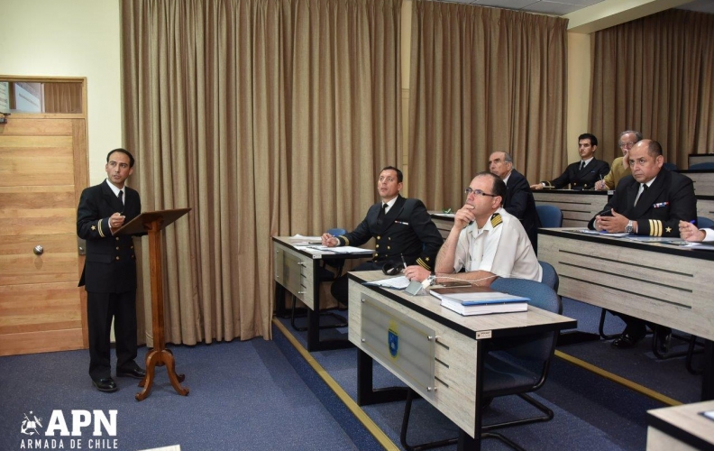 FINALIZÓ ETAPA DE EXPOSICIÓN Y DEFENSA ORAL DE LOS TRABAJOS DE TITULACIÓN DE OFICIALES ALUMNOS 2019. FINALIZÓ ETAPA DE EXPOSICIÓN Y DEFENSA ORAL DE LOS TRABAJOS DE TITULACIÓN DE OFICIALES ALUMNOS 2019.