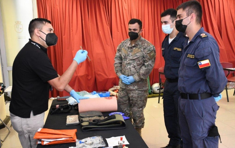 APOLINAV REALIZÓ CURSO DE RESCATE Y EVACUACIÓN MÉDICA. APOLINAV REALIZÓ CURSO DE RESCATE Y EVACUACIÓN MÉDICA.