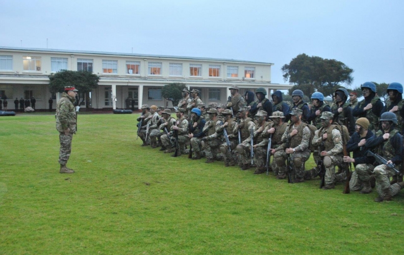 ACADEMIA POLITÉCNICA NAVAL SALUDA A LOS INFANTES DE MARINA. ACADEMIA POLITÉCNICA NAVAL SALUDA A LOS INFANTES DE MARINA.