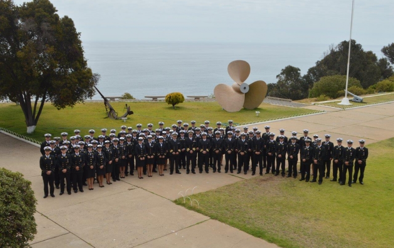 ACADEMIA POLITÉCNICA NAVAL RECIBIÓ AL CURSO DE GUARDIAMARINAS 2019. ACADEMIA POLITÉCNICA NAVAL RECIBIÓ AL CURSO DE GUARDIAMARINAS 2019.