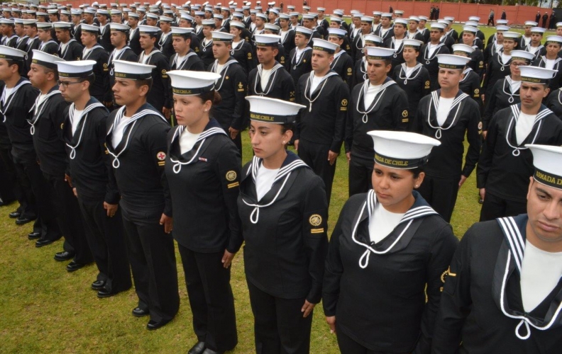 MINISTRO DE DEFENSA ENCABEZÓ CEREMONIA DE EGRESO DE LA ACADEMIA POLITÉCNICA NAVAL. MINISTRO DE DEFENSA ENCABEZÓ CEREMONIA DE EGRESO DE LA ACADEMIA POLITÉCNICA NAVAL.