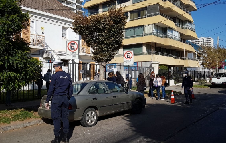 APOLINAV APOYA A SEREMI DE SALUD EN CONTROL SANITARIO DE PERSONAS QUE INGRESAN A LA QUINTA REGIÓN. APOLINAV APOYA A SEREMI DE SALUD EN CONTROL SANITARIO DE PERSONAS QUE INGRESAN A LA QUINTA REGIÓN.