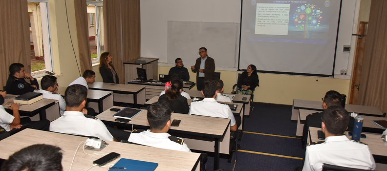 ACADEMIA POLITÉCNICA NAVAL REALIZA FORO DE “CAMINO AL ÉXITO: MENTE, DECISIONES Y RESILIENCIA”.