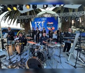 BANDA DE MÚSICOS DE LA ACADEMIA POLITÉCNICA NAVAL CELEBRA ANIVERSARIO DE LA MUNICIPALIDAD DE CANELA.