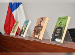 LA ACADEMIA POLITÉCNICA NAVAL CELEBRÓ EL “DÍA INTERNACIONAL DEL LIBRO” CON LA VISITA DE DESTACADO ESCRITOR NACIONAL.