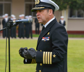 Revista de tenida refuerza la formación y disciplina en la Academia Politécnica Naval