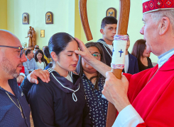 ALUMNOS DE LA ACADEMIA POLITÉCNICA NAVAL RECIBEN SUS SACRAMENTOS.